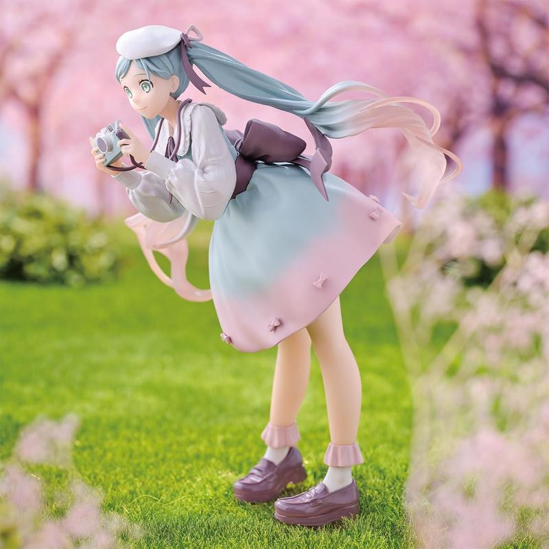 Figura Hatsune Miku – Holiday Memories – Banpresto
